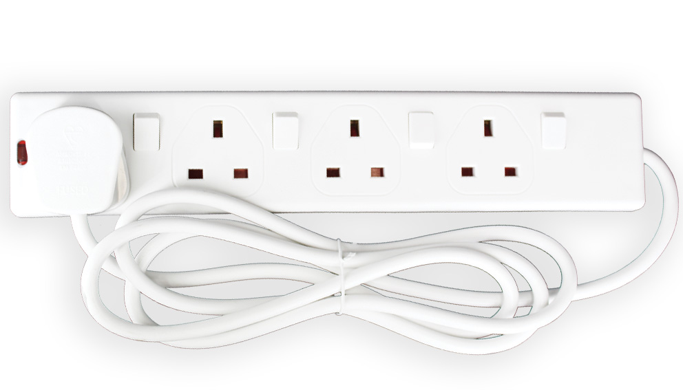 4G 13A 2m Individually Switched Extension Lead